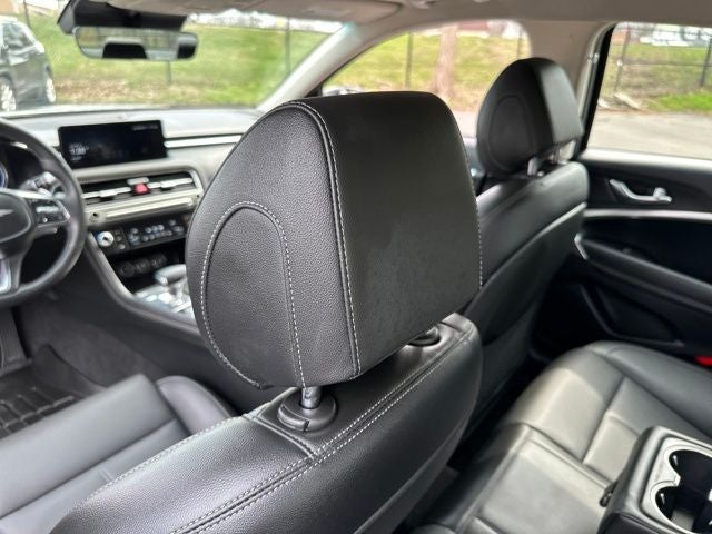 2025 Genesis G70 2.5T