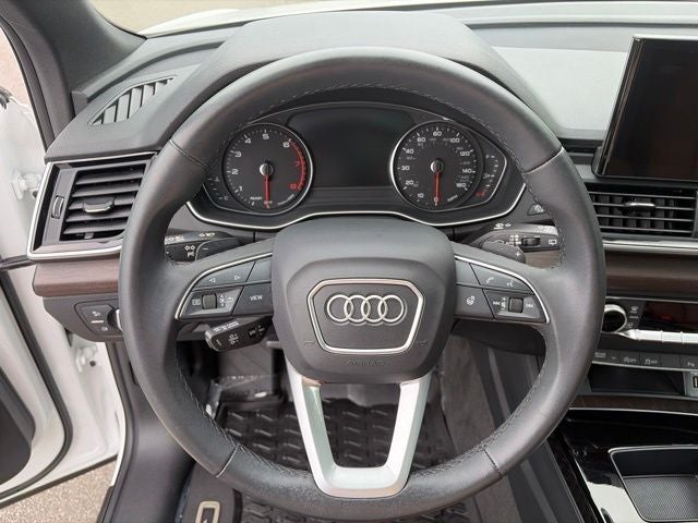 2023 Audi Q5 40 Premium quattro