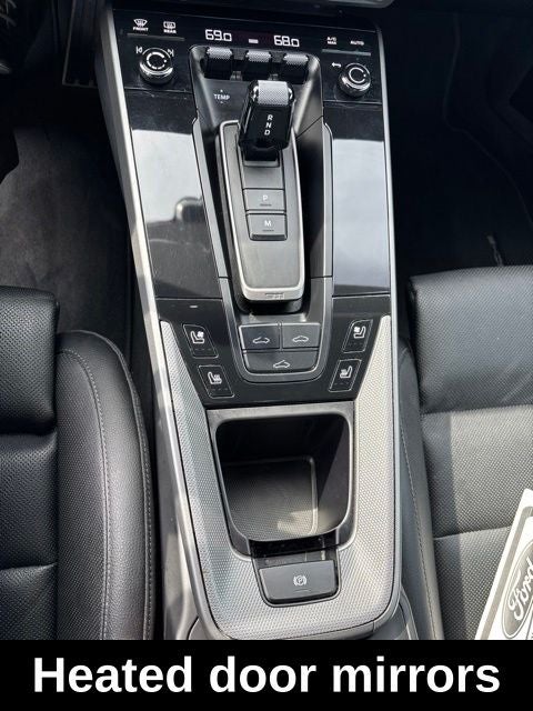 2024 Porsche 911 Carrera 4