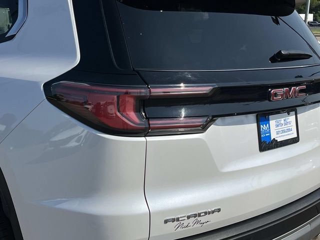 2024 GMC Acadia Elevation
