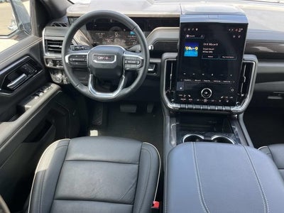 2025 GMC Yukon Elevation