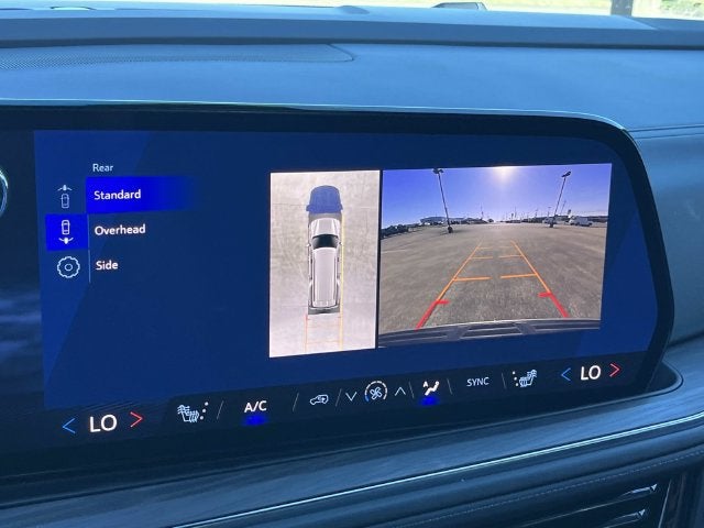 2025 Chevrolet Suburban LT - Photo 28
