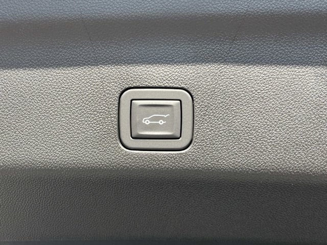 2027 Chevrolet Suburban Premier - Photo 20