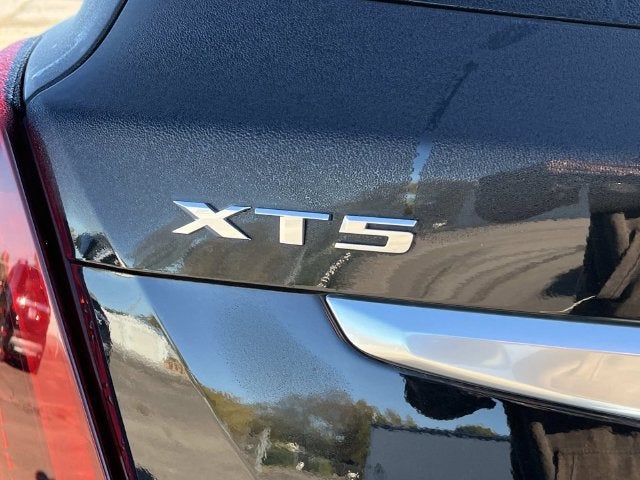 2021 Cadillac XT5 FWD Premium Luxury