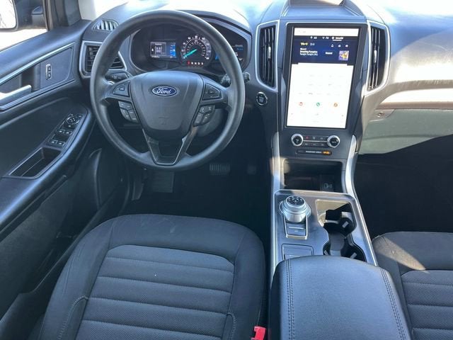 2023 Ford Edge SE