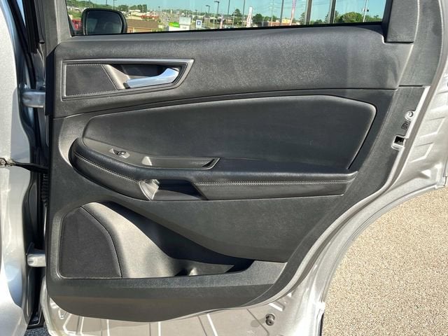 2023 Ford Edge SE