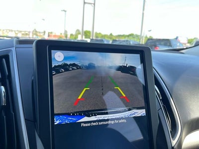2023 Ford Edge SE