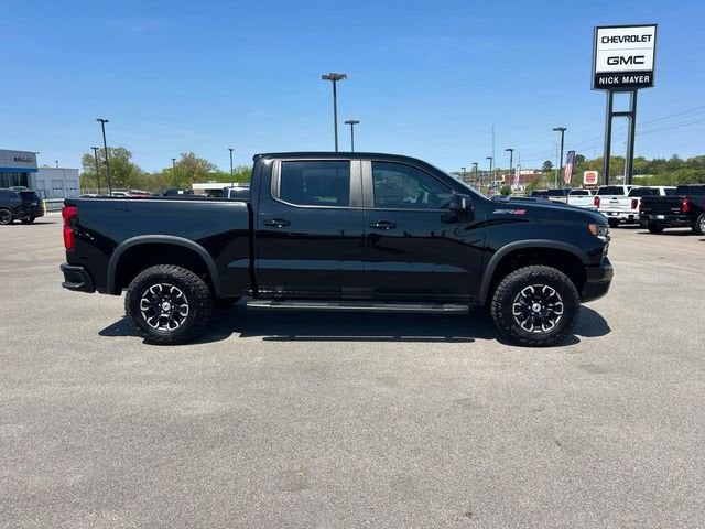 2025 Chevrolet Silverado 1500 ZR2 - Photo 3