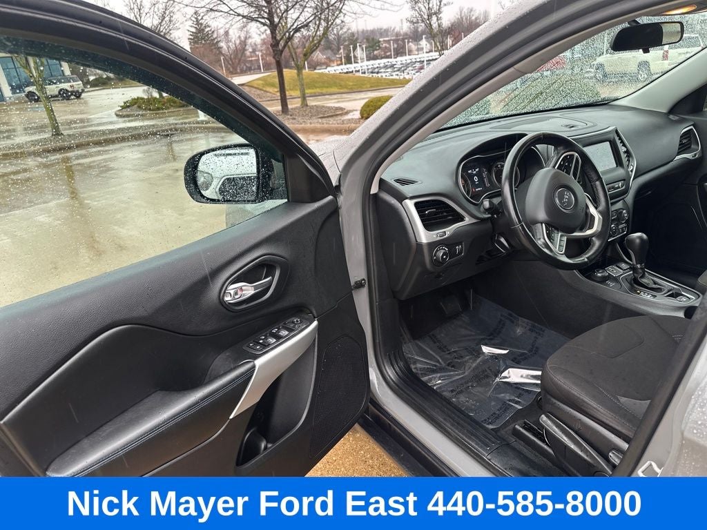 2019 Jeep Cherokee Latitude