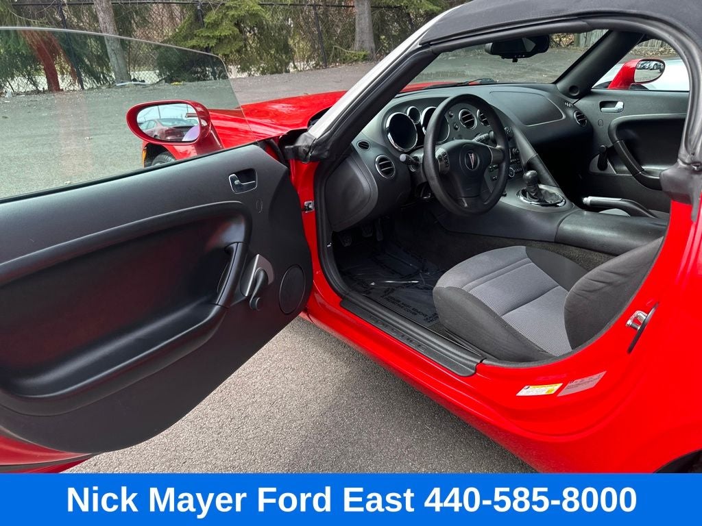 2008 Pontiac Solstice Base