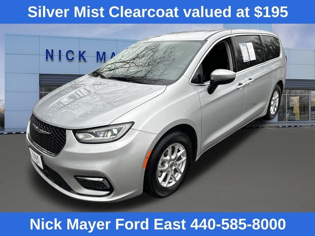 2023 Chrysler Pacifica Touring L