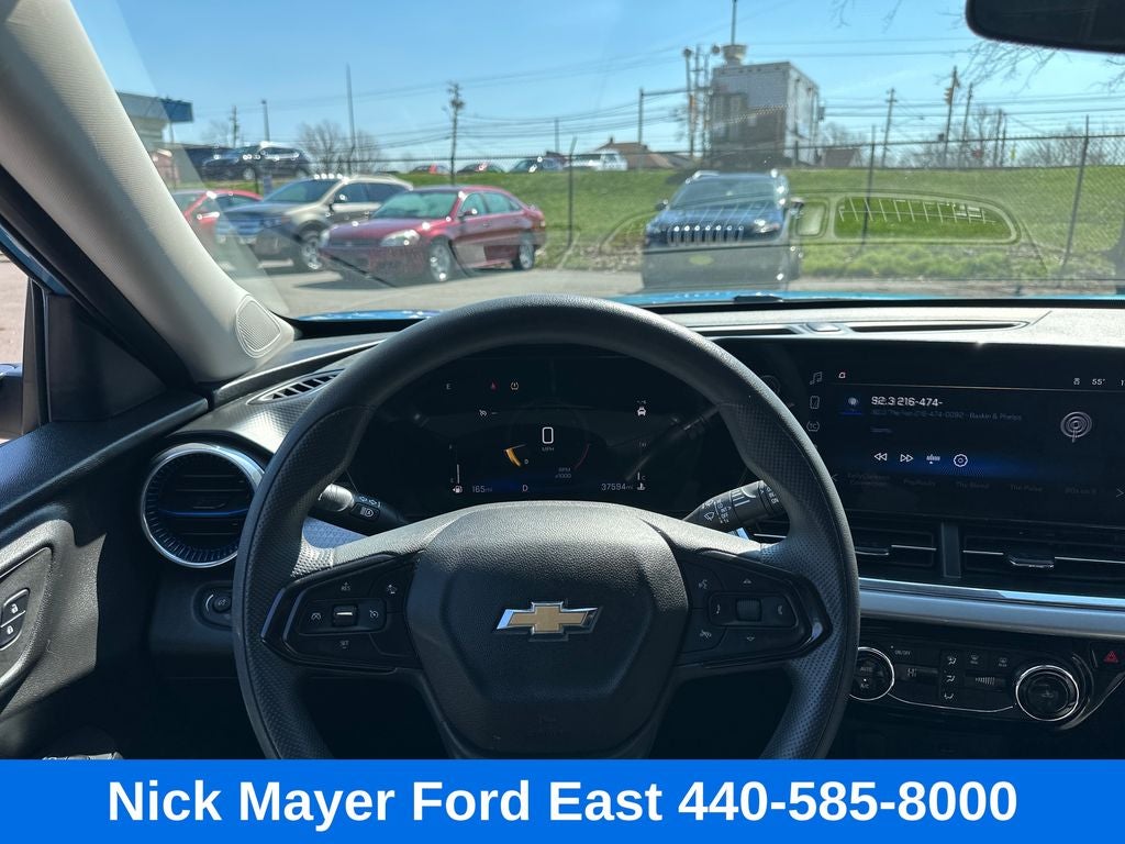 2025 Chevrolet Trax LT