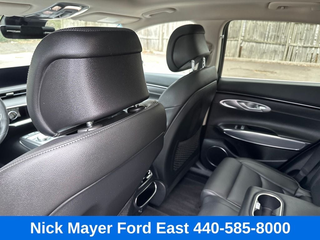 2025 Genesis GV70 2.5T SELECT