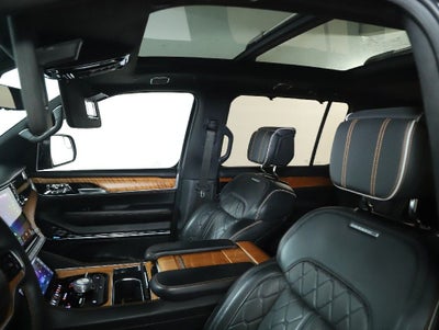2022 Jeep Grand Wagoneer Series III