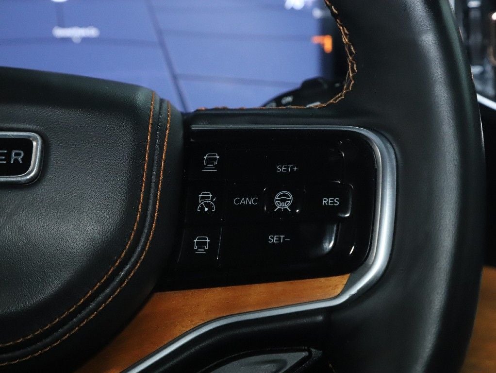 2022 Jeep Grand Wagoneer Series III