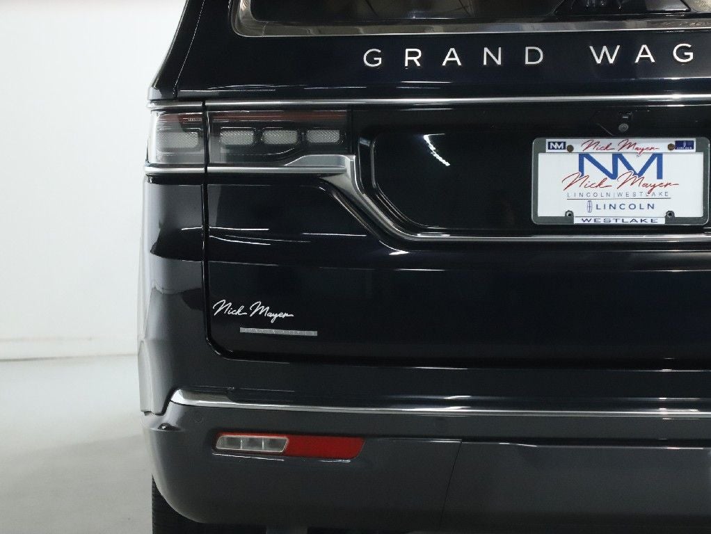 2022 Jeep Grand Wagoneer Series III