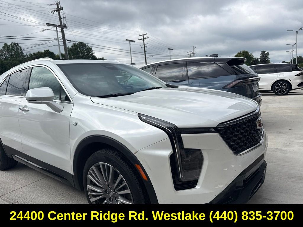 2024 Cadillac XT4 Premium Luxury