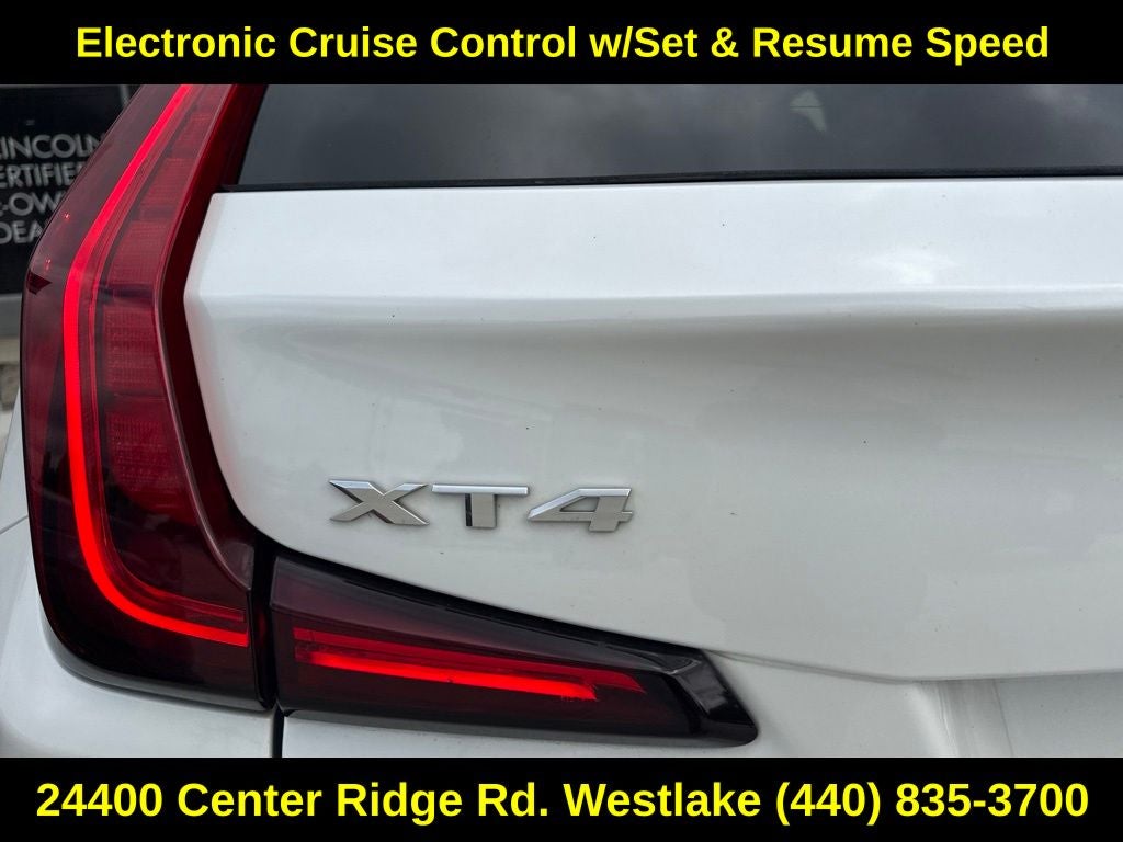 2024 Cadillac XT4 Premium Luxury