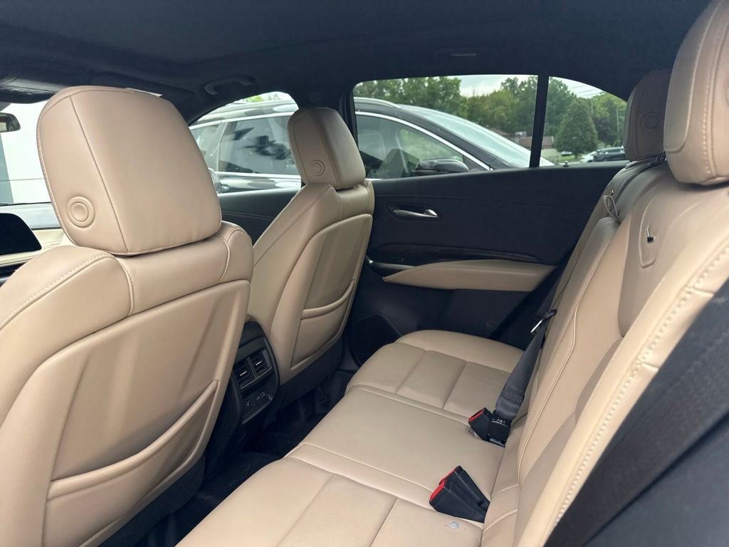2024 Cadillac XT4 Premium Luxury