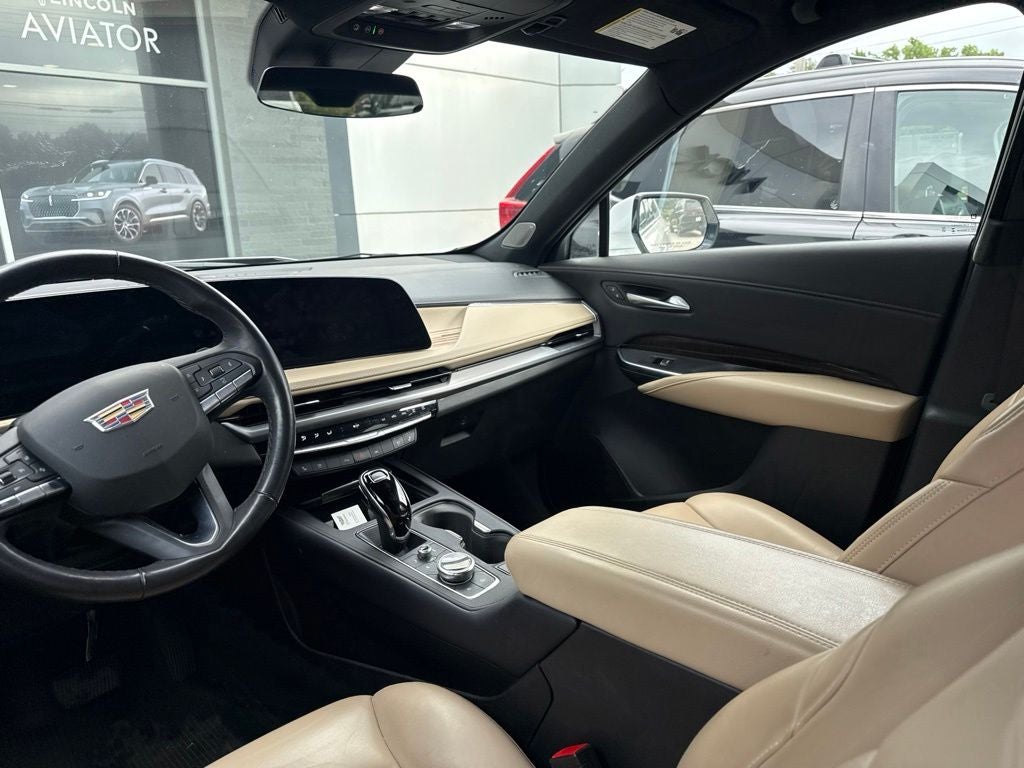 2024 Cadillac XT4 Premium Luxury