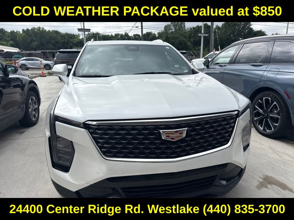 2024 Cadillac XT4 Premium Luxury
