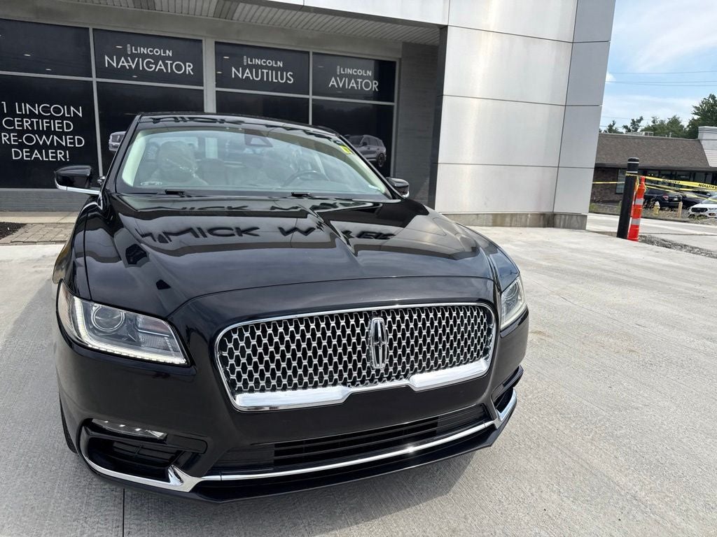 2019 Lincoln Continental Select