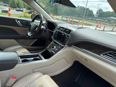 2019 Lincoln Continental Select