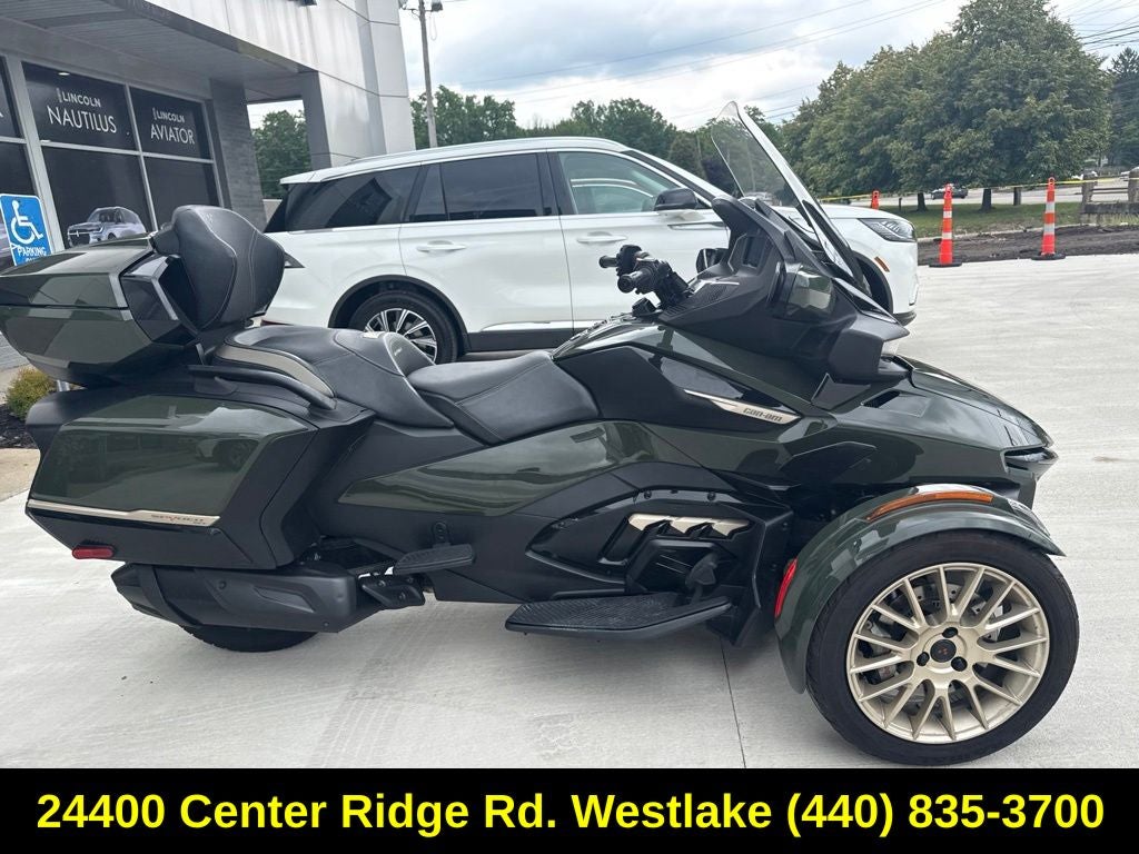 2023 Can-Am Spyder SEA TO SKY