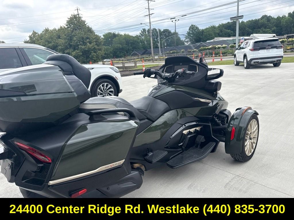 2023 Can-Am Spyder SEA TO SKY