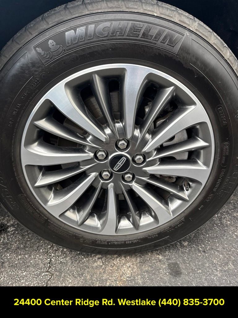2022 Lincoln Nautilus Standard