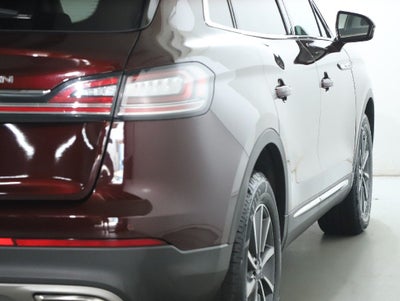 2022 Lincoln Nautilus Standard