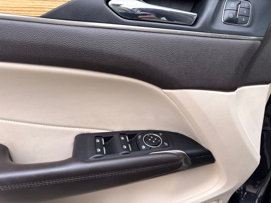 2015 Lincoln MKC Base