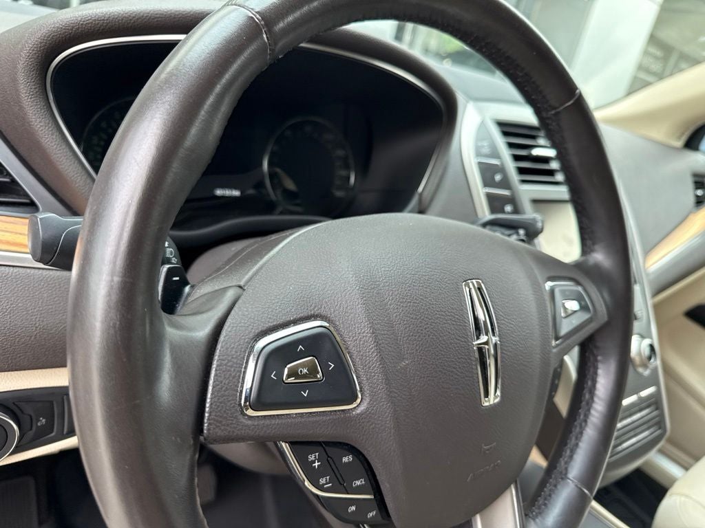2015 Lincoln MKC Base