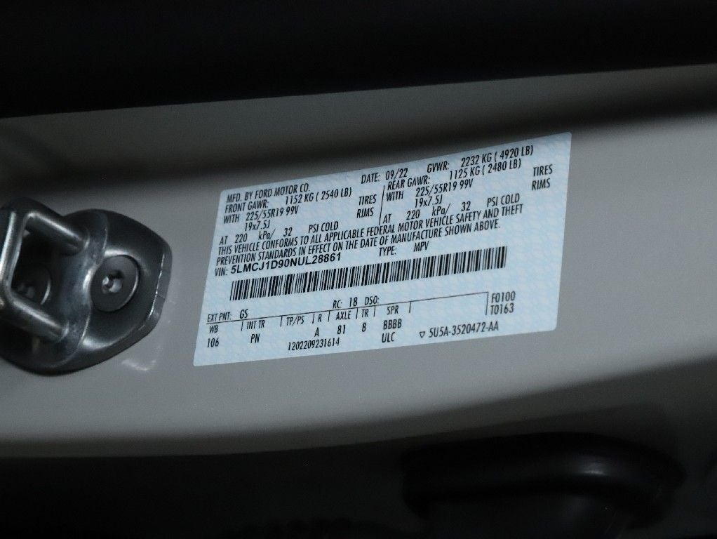 2022 Lincoln Corsair Standard