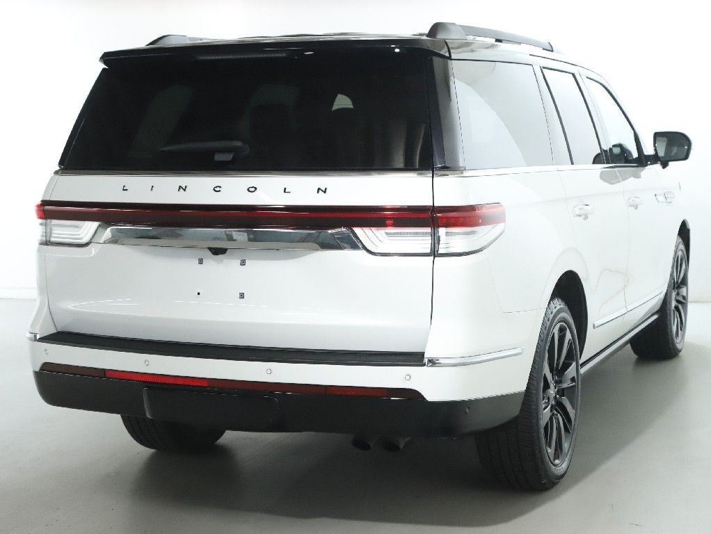 2023 Lincoln Navigator Black Label