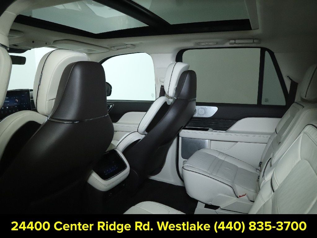 2022 Lincoln Navigator L Black Label