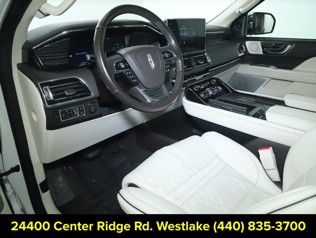 2022 Lincoln Navigator L Black Label