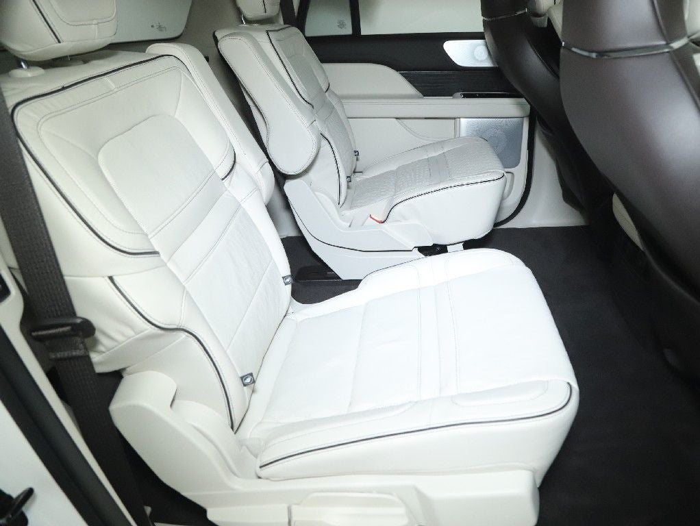 2022 Lincoln Navigator L Black Label