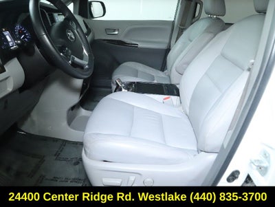 2016 Toyota Sienna XLE Premium 8 Passenger