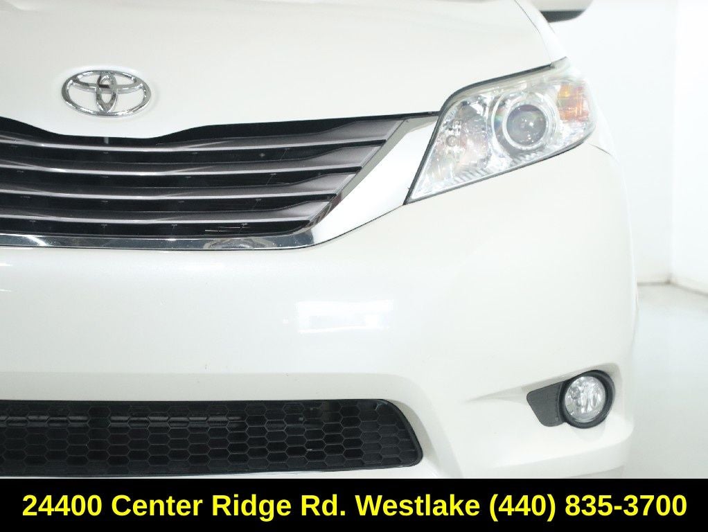 2016 Toyota Sienna XLE Premium 8 Passenger