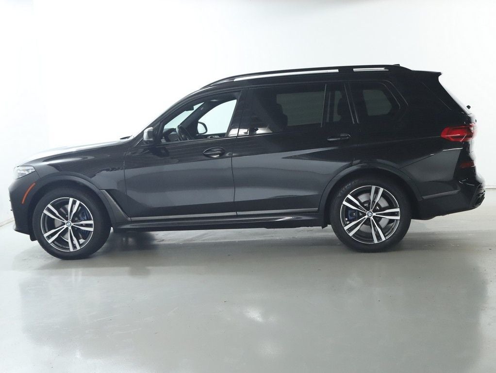 2021 BMW X7 M50i