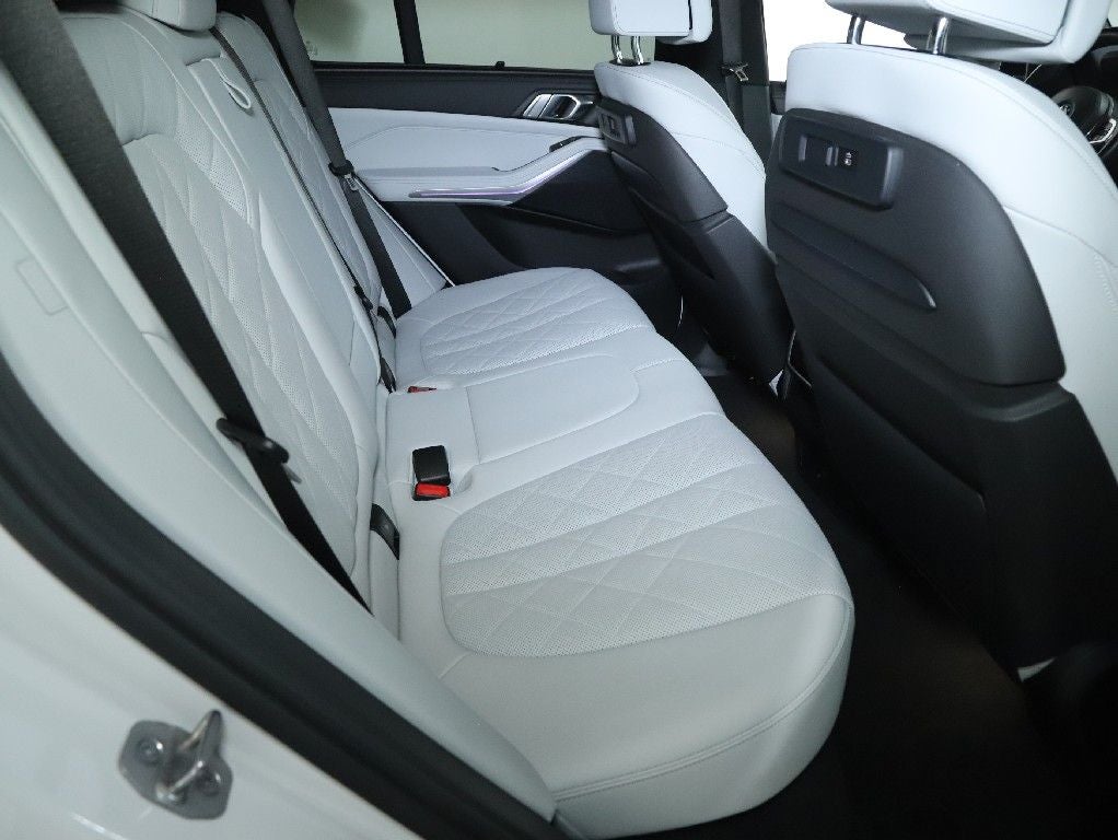 2023 BMW X5 xDrive45e