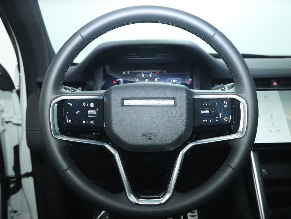 2024 Land Rover Discovery Sport SE