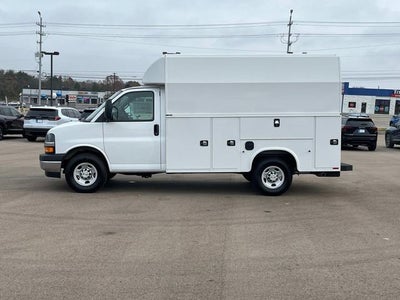 2025 Chevrolet Express Cutaway 3500 1WT