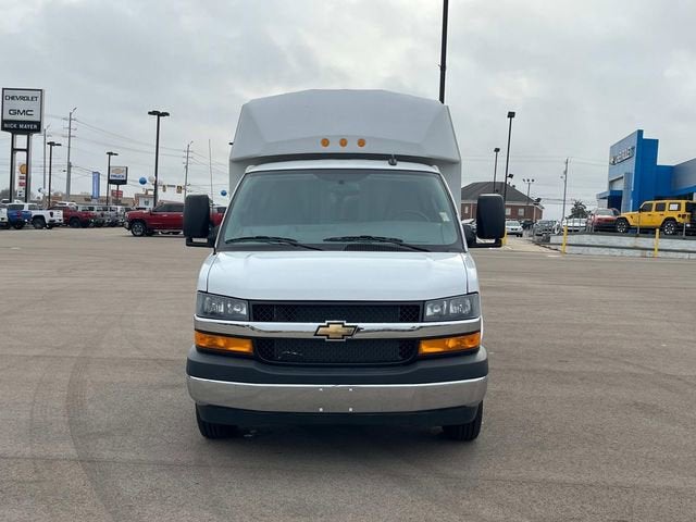 2025 Chevrolet Express Cutaway 3500 1WT