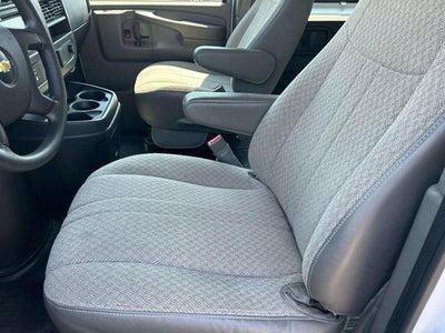 2015 Chevrolet Express Cargo 2500 2500 Regular Wheelbase Rear-Wheel Drive