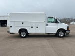 2025 GMC Savana Cutaway 3500 1WT