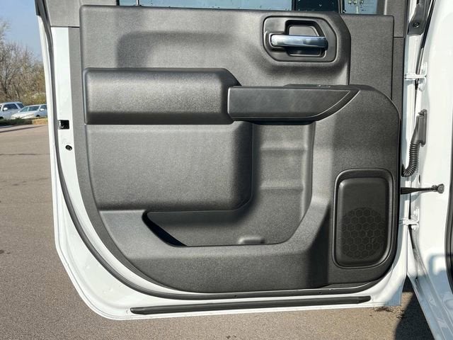 2025 GMC Sierra 3500 HD Chassis Cab Pro