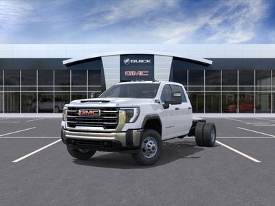 2025 GMC Sierra 3500 HD Chassis Cab Pro