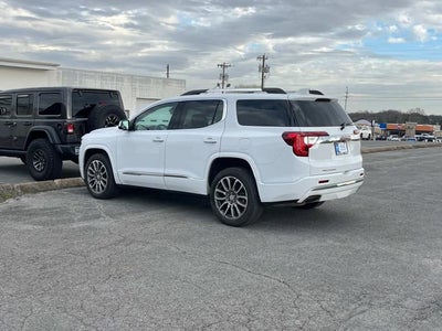 2023 GMC Acadia Denali
